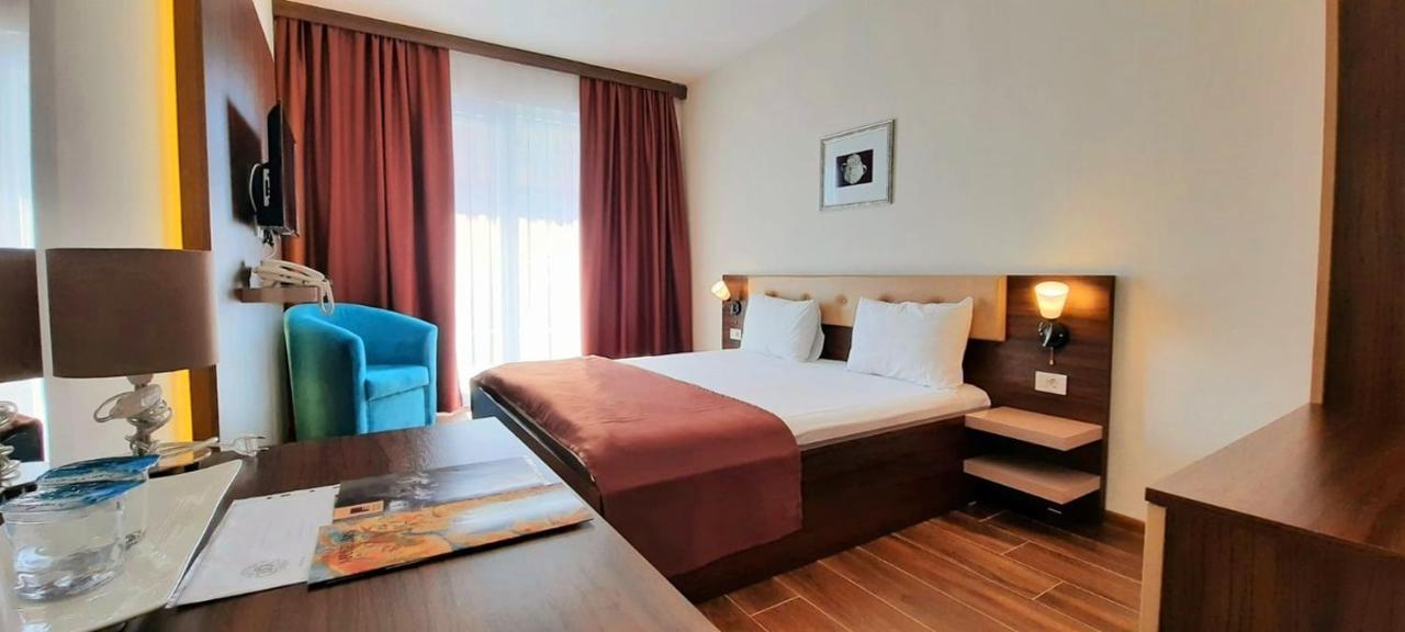 Hotel DOA Skopje Luaran gambar