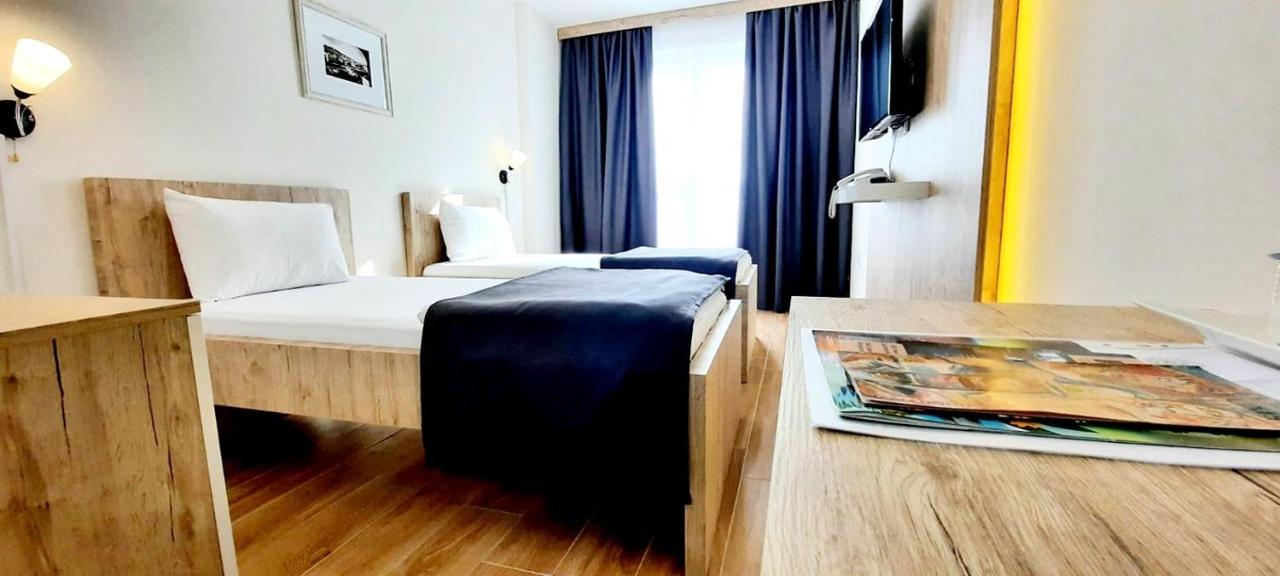 Hotel DOA Skopje Luaran gambar