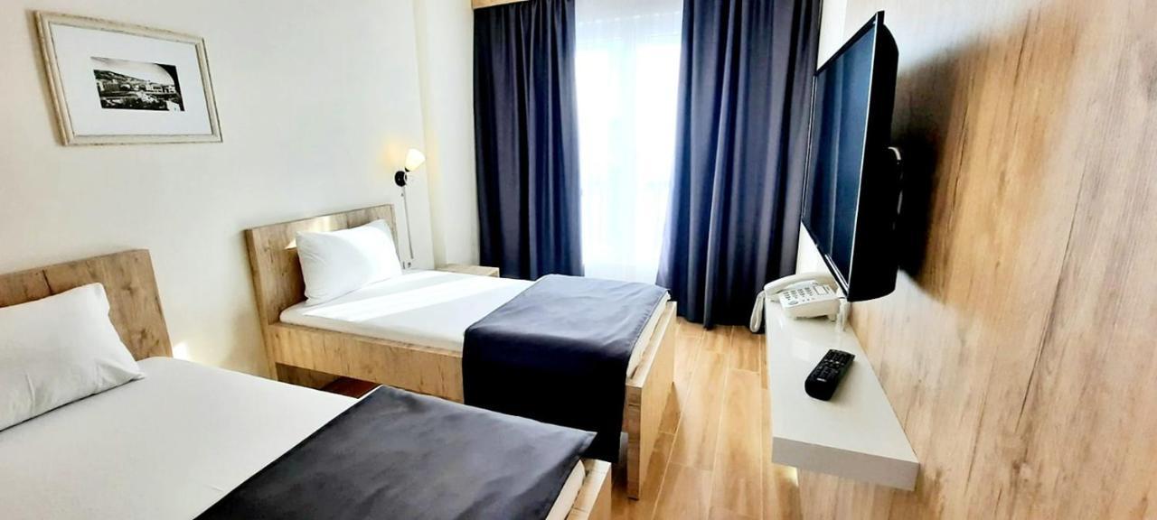 Hotel DOA Skopje Luaran gambar