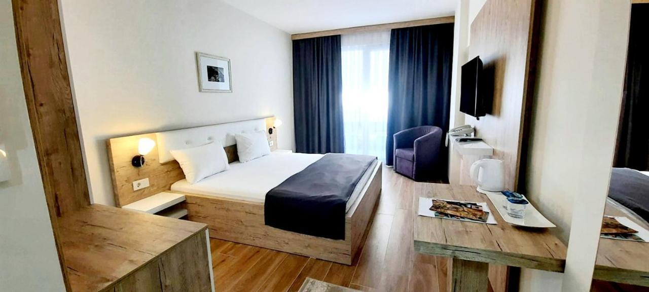 Hotel DOA Skopje Luaran gambar
